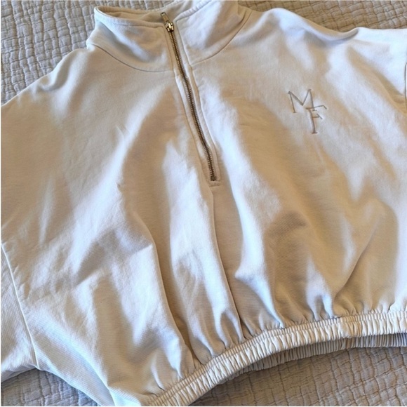 The Mayfair Group Cream 1/4 Zip Oversize Cropped Preppy Embroidered Sweatshirt - Picture 5 of 10